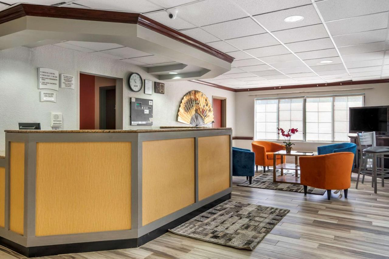 Quality Inn Overland Park Kansas City Exterior photo