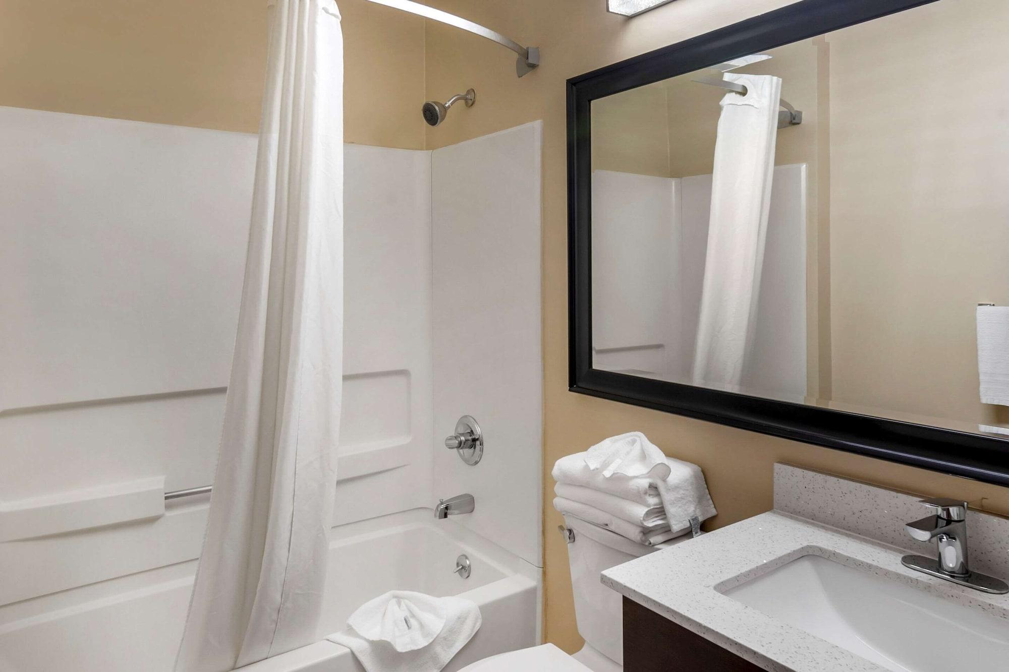 Quality Inn Overland Park Kansas City Exterior photo